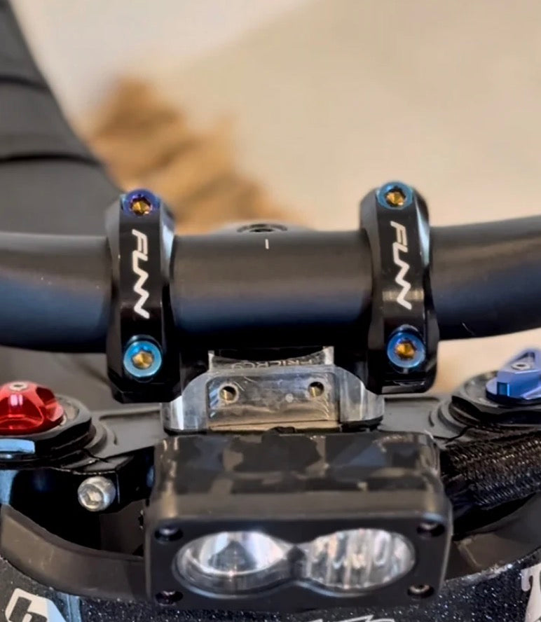 Titanium Direct Stem bolts (4)